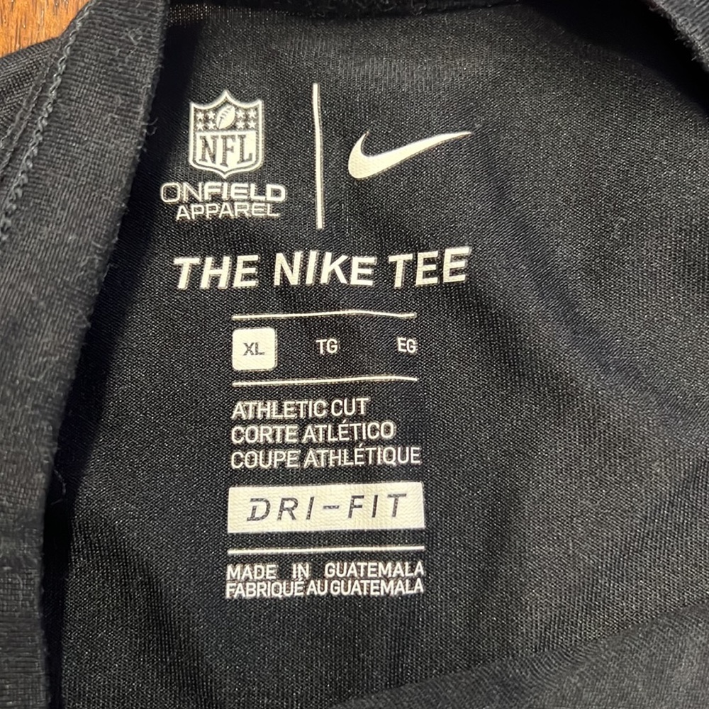 Nike Salute to Service - Picture 3 of 5